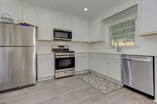 27 Mt Vernon Cir, Atlanta, GA 30338 - Photo 18