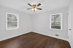 2569 Poplar St, Snellville, GA 30078 - Photo 12