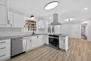 2569 Poplar St, Snellville, GA 30078 - Photo 8