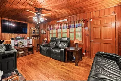 260 E Memorial Drive E, Dallas, GA 30132 - Photo 6