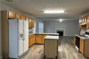 1564 Log Cabin Ln, Lawrenceville, GA 30045 - Photo 10