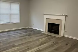 1564 Log Cabin Ln, Lawrenceville, GA 30045 - Photo 6