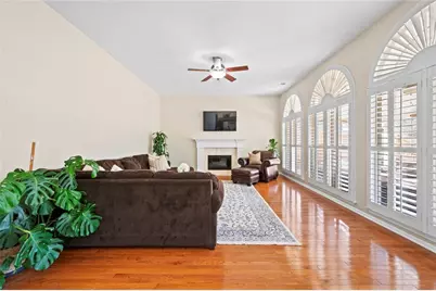 2239 Snug Harbor NE, Marietta, GA 30066 - Photo 8