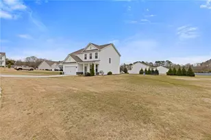 117 Bowman Ct, Statham, GA 30666 - Photo 2