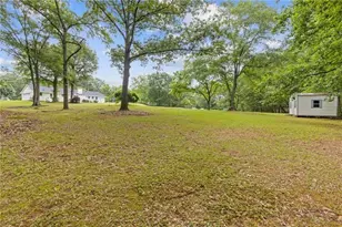 256 Teresa Ln, Loganville, GA 30052 - Photo 38