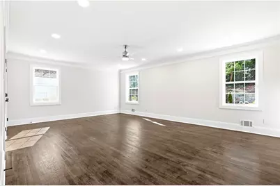 4730 Paran Valley NW, Atlanta, GA 30327 - Photo 16