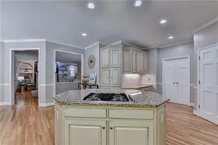13415 Providence Lake Dr, Alpharetta, GA 30004 - Photo 14