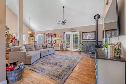 37 Heather Circle, Cave Spring, GA 30124 - Photo 4