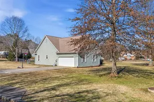 37 Heather Cir, Cave Spring, GA 30124 - Photo 32