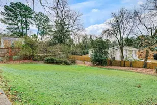 4361 Woodland Brook Dr SE, Atlanta, GA 30339 - Photo 12