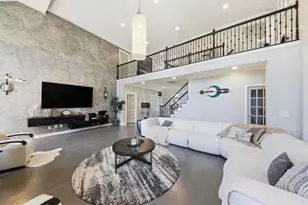 1121 Hiddenbrook Ln, Suwanee, GA 30024 - Photo 10