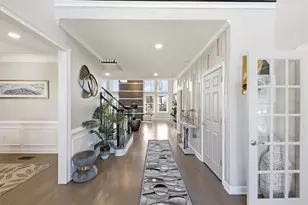 1121 Hiddenbrook Ln, Suwanee, GA 30024 - Photo 4