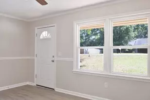 130 Rosewood Dr, Dallas, GA 30132 - Photo 2