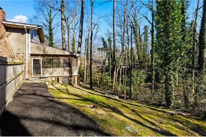 2201 Spring Mill Cove, Atlanta, GA 30338 - Photo 32