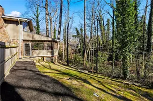 2201 Spring Mill Cove, Atlanta, GA 30338 - Photo 32