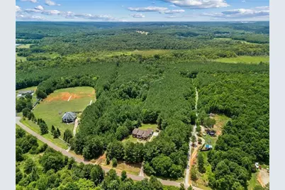 166 Freedom Lane, Commerce, GA 30530 - Photo 2