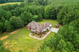 166 Freedom Ln, Commerce, GA 30530 - Photo 4