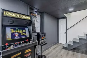 2271 Plantation Dr, Atlanta, GA 30344 - Photo 20