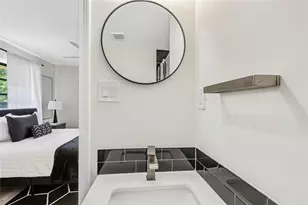 2271 Plantation Dr, Atlanta, GA 30344 - Photo 14