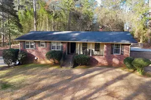 332 Dixie Ave N, Bremen, GA 30110 - Photo 1