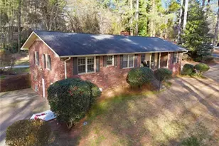 332 Dixie Ave N, Bremen, GA 30110 - Photo 2