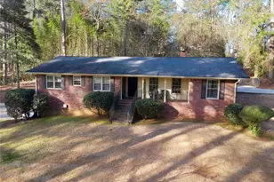 332 Dixie Ave N, Bremen, GA 30110 - Photo 1