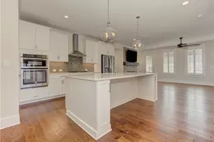 142 Inwood Walk, Woodstock, GA 30188 - Photo 4