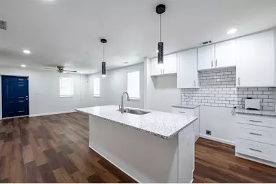 452 Paines Avenue NW, Atlanta, GA 30318 - Photo 2