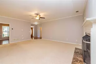 217 Windermere Cir, Newnan, GA 30265 - Photo 12