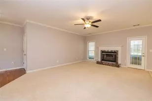 217 Windermere Cir, Newnan, GA 30265 - Photo 10