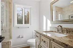 653 Parkcrest Pl NE, Marietta, GA 30068 - Photo 16