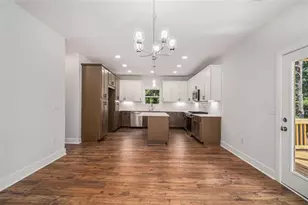 301 Retreat Way, Carrollton, GA 30116 - Photo 10