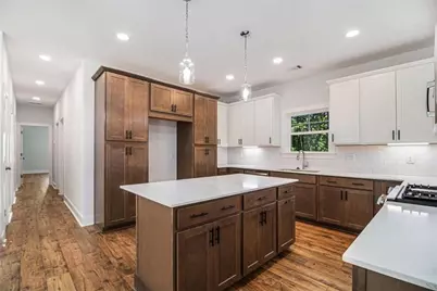 301 Retreat Way, Carrollton, GA 30116 - Photo 14