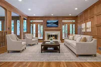 5550 Errol Pl, Atlanta, GA 30327 - Photo 10