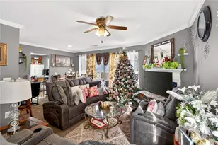 6470 Bedford Ln, Lithonia, GA 30058 - Photo 2