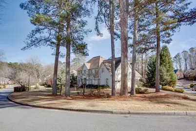 305 Aldenshire Place, Sandy Springs, GA 30350 - Photo 72