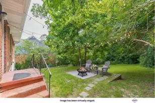 817 Gertrude Pl NW, Atlanta, GA 30318 - Photo 18