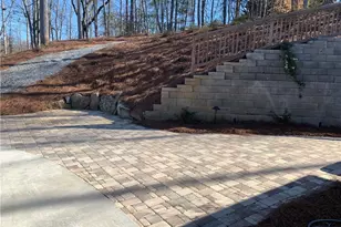 5832 Bay View Dr, Buford, GA 30518 - Photo 10