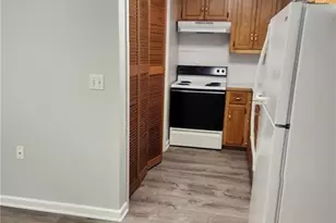 215 Meridian St, Canton, GA 30114 - Photo 10