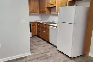 215 Meridian St, Canton, GA 30114 - Photo 8