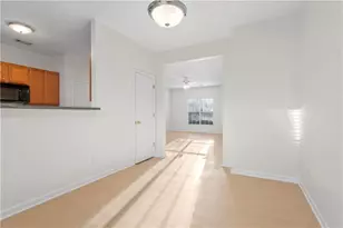 4922 Walden Lake Square, Decatur, GA 30035 - Photo 8