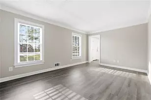 4043 Colonial Dr SW, Lilburn, GA 30047 - Photo 4