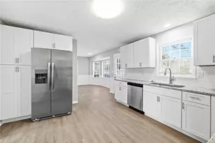 4043 Colonial Dr SW, Lilburn, GA 30047 - Photo 8