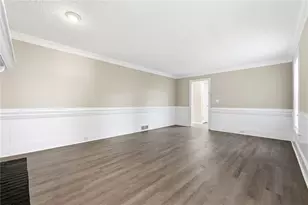 4043 Colonial Dr SW, Lilburn, GA 30047 - Photo 6