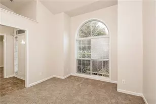 949 Heartwood Cir, Lawrenceville, GA 30043 - Photo 12