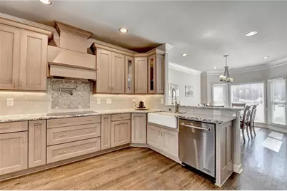350 S Satinwood Place, Roswell, GA 30076 - Photo 22