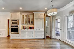 350 S Satinwood Pl, Roswell, GA 30076 - Photo 26