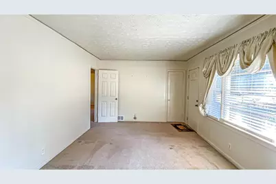 2162 Holly Hill Drive, Decatur, GA 30032 - Photo 12