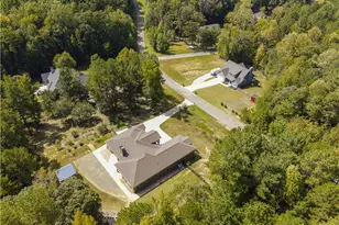 412 Trilium Trail, Pendergrass, GA 30567 - Photo 4