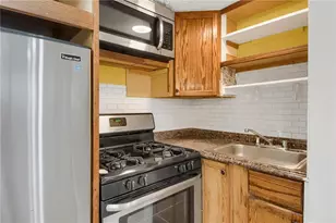 1462 Ester Ct, Riverdale, GA 30296 - Photo 8